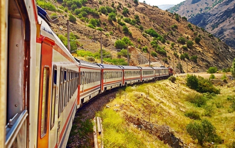 Trenli Gürcistan Turları