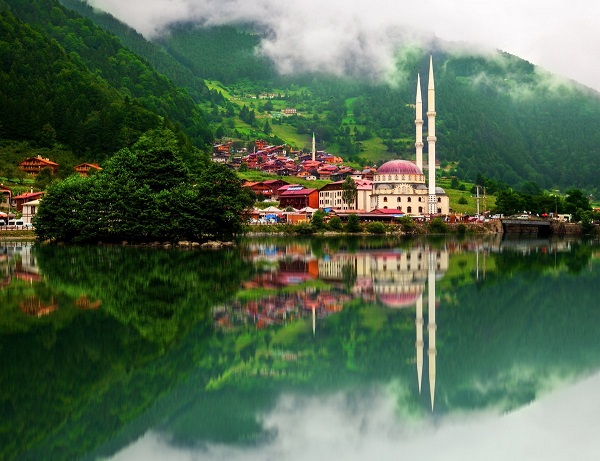 BURSA ÇIKIŞLI HERŞEY DAHİL  KARADENİZ RÜZGARI & BATUM TURU 