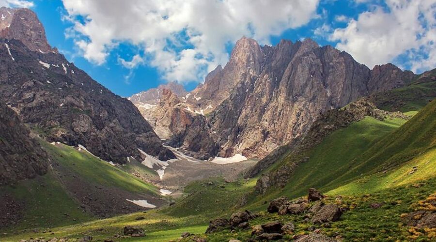 ADANA ÇIKIŞLI VAN GÖLÜ EKSPRESİ İLE HAKKARİ YÜKSEKOVA ŞIRNAK CİZRE SİİRT TURU