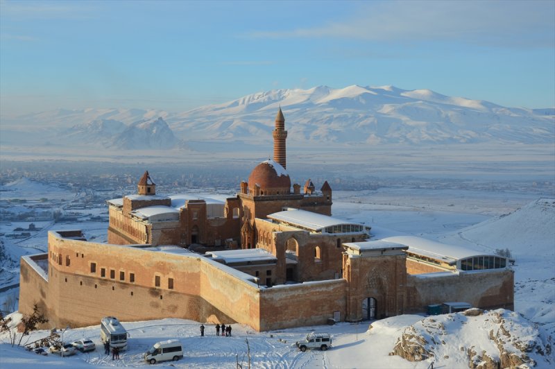 İSTANBUL ÇIKIŞLI VAN GÖLÜ EKSPRESİ İLE VAN KARS ERZURUM TURU